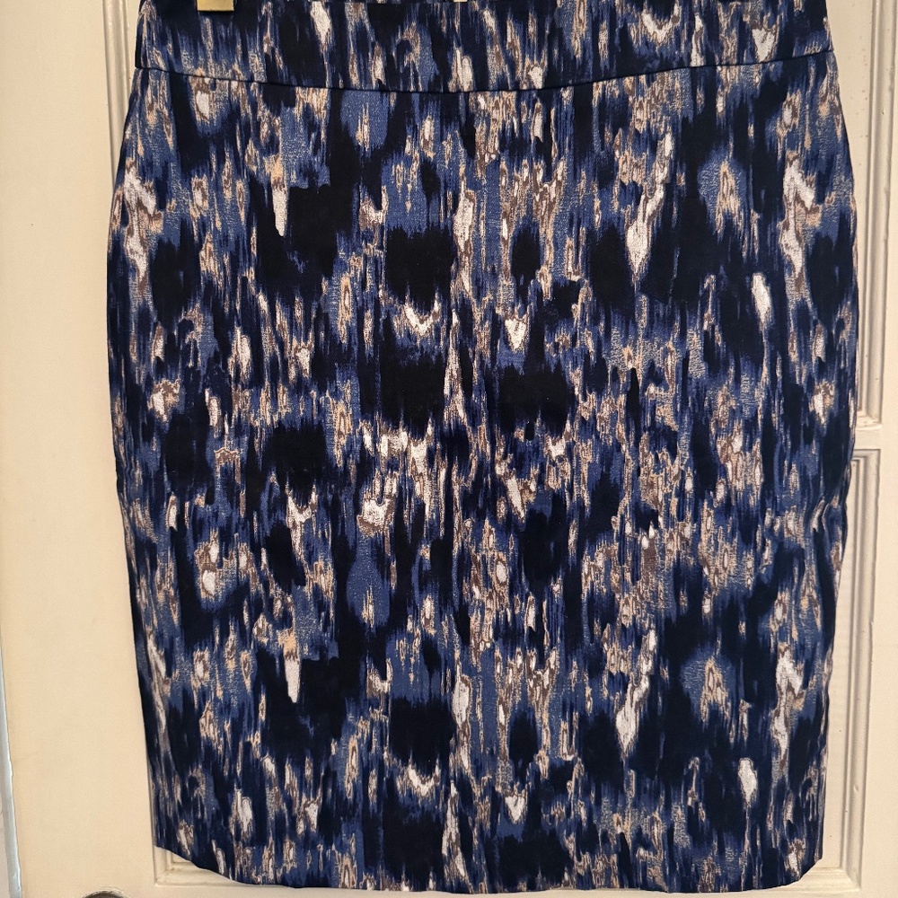 NWT ANN TAYLOR multicolor abstract print knee length skirt size 8